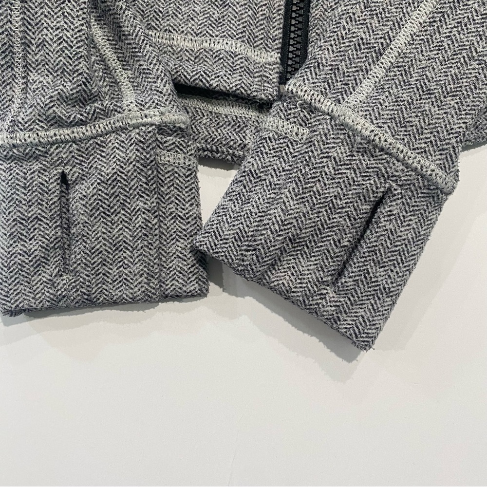 Lululemon Forme Jacket II Textured - Picture 7 of 7